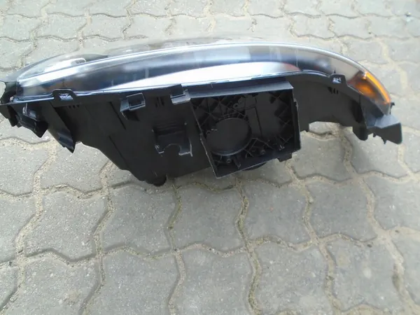 VOLVO S60 V70 II Vasemman etuvalon 30698835 OE 04-08 image 5