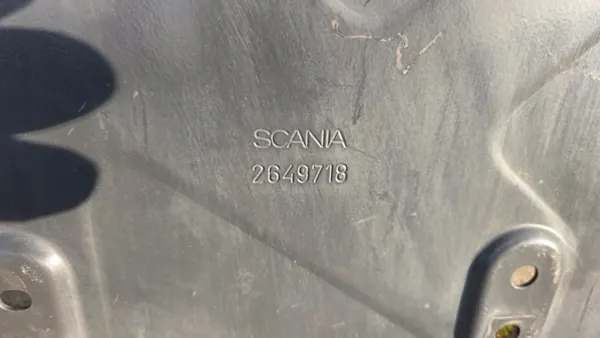 Scania treeplaat OEM 2649718 - Gebruikte staat image 3