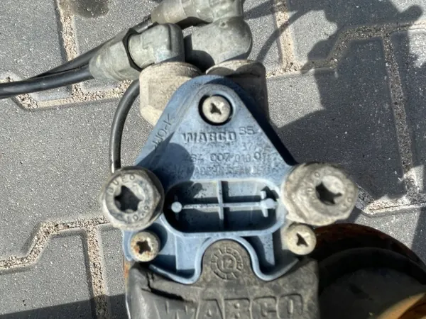 Scania Ohjaamon Tasausmekanismi OEM 1519439 image 6
