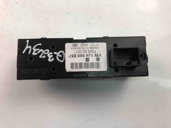 Botão de controle de janela VW PASSAT B5 (3B2) OEM 1J4959857 image 3