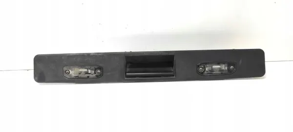 Volvo XC90 2007 Takakilven Valo OEM 30753110 image 2
