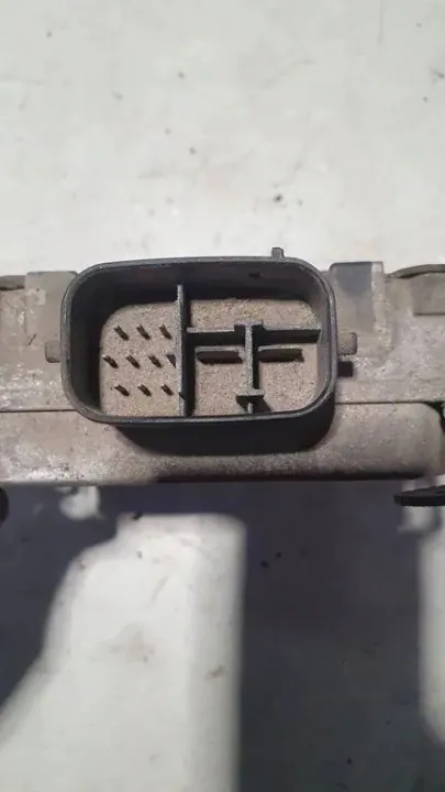 Módulo suspensão ativa Lexus LS OEM 892A050010 image 4
