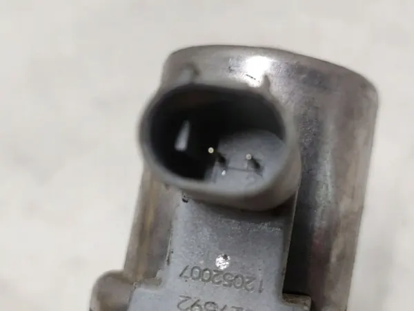 Land Rover Defender lämmitysventtiili OEM L8B29B394AC image 3