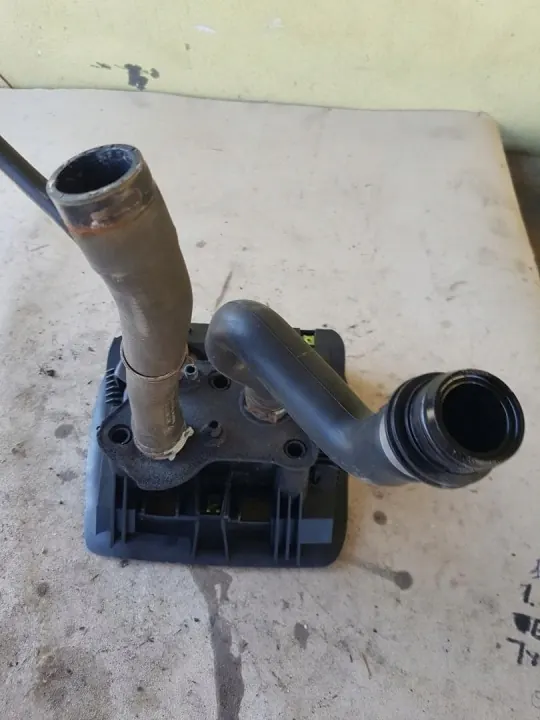 Porsche 98755137801 Öljytäyttökorkki Boxster 987 image 5