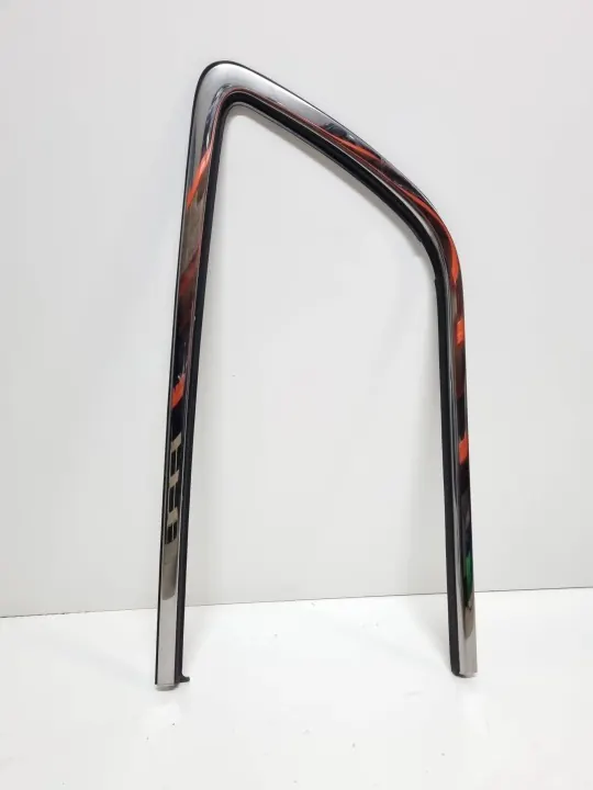 Moulure vitre arrière gauche Chrysler Pacifica 2018 OEM 68227297AC image 2