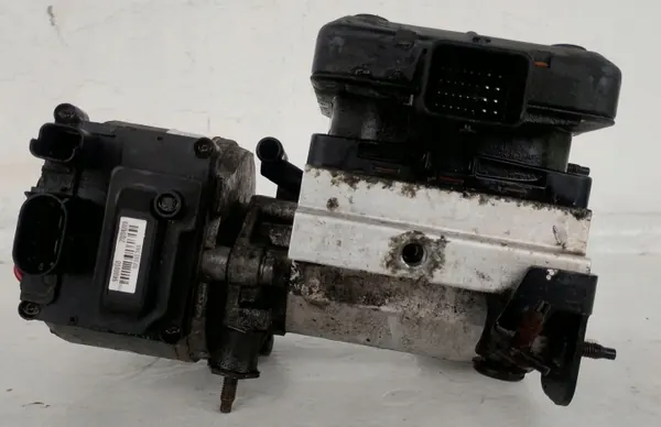 Pompe suspension hydro OEM 9654068680 Citroen C5 III image 3