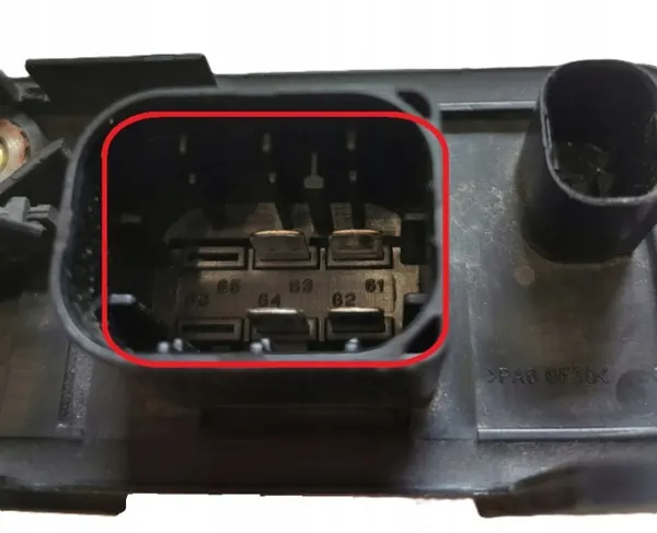 Relais bougies Mercedes C W203 OEM Occasion image 4