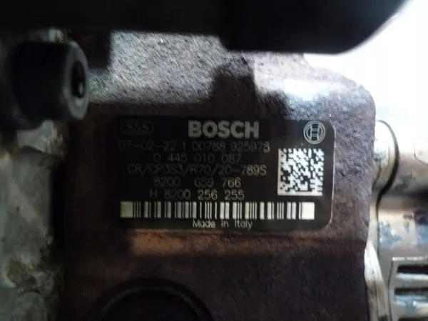 Renault OE 0445010087 begagnad insprutningspump image 3