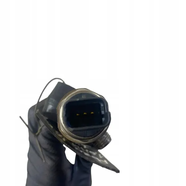 Peugeot 3008 I 2012 Brandstofrail image 5