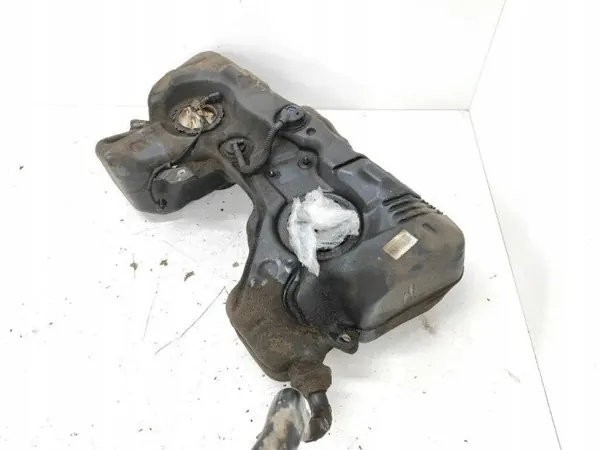 Audi Q3 8U 2012 Bränsletank OEM 135GPOC098162L image 3