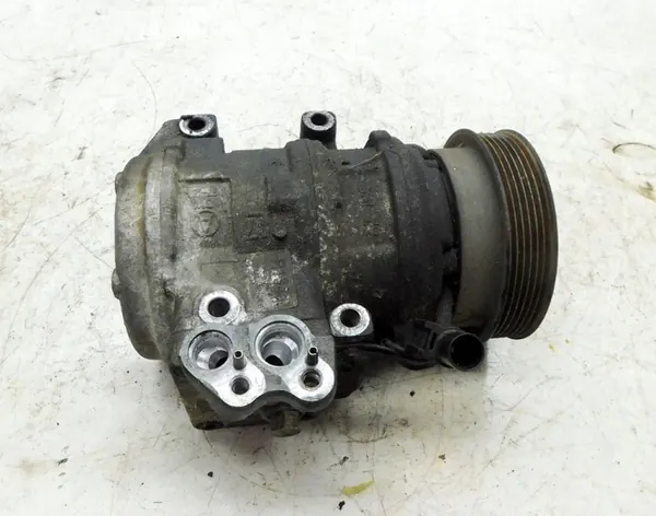 Compresor A/C Hyundai OE 16250-2760J Usado image 4