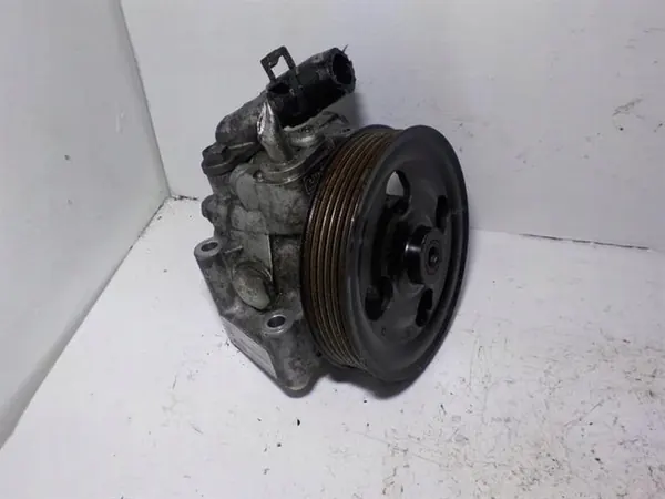 Bomba de direção assistida Ford Mondeo MK4 2.0 TDCI image 2