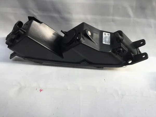 VW Passat B8 15- Luz diurna halógena direita 3G0941662G image 2