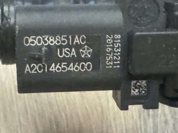 Dodge Challenger Charger Hellcat Vanne de contrôle des vapeurs 2019+ image 9