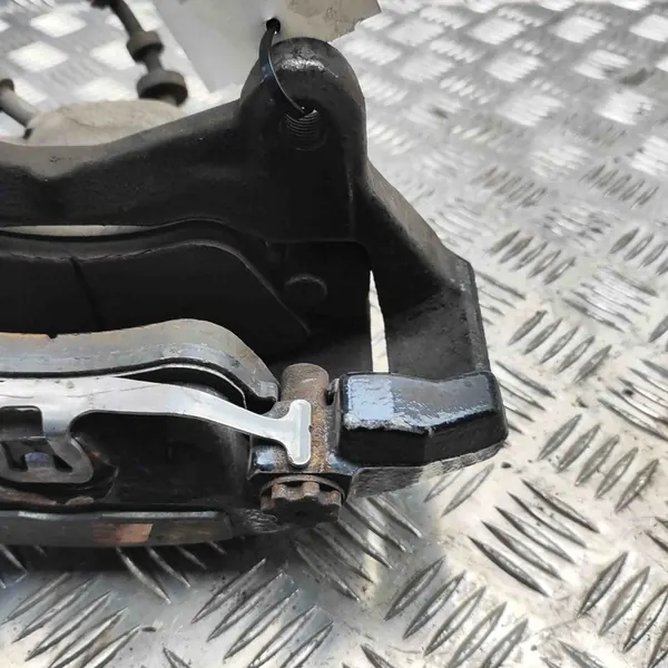 Audi A4 S4 B8 2014 Vasemman etujarrusatula image 6