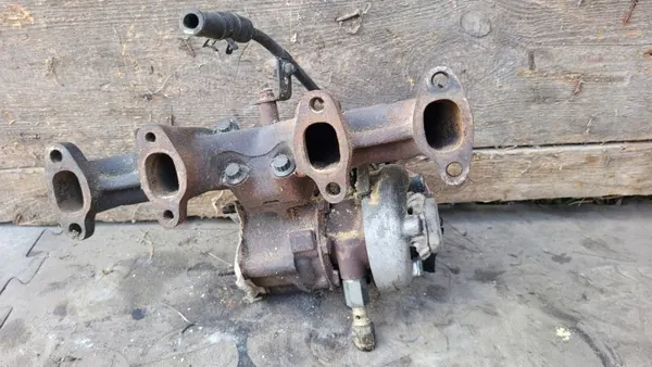 Turbo-pakoputken keräin OEM 068145703G Audi 80 image 8