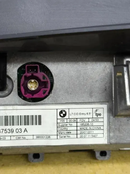 BMW 1er F20 Navigationsbildschirm OEM 9237539 image 6