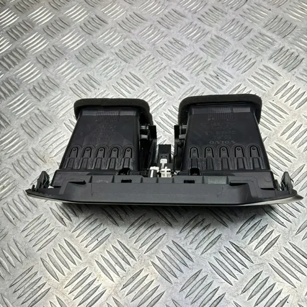 Grelha de ventilação central OEM 8633111 V40 II image 3