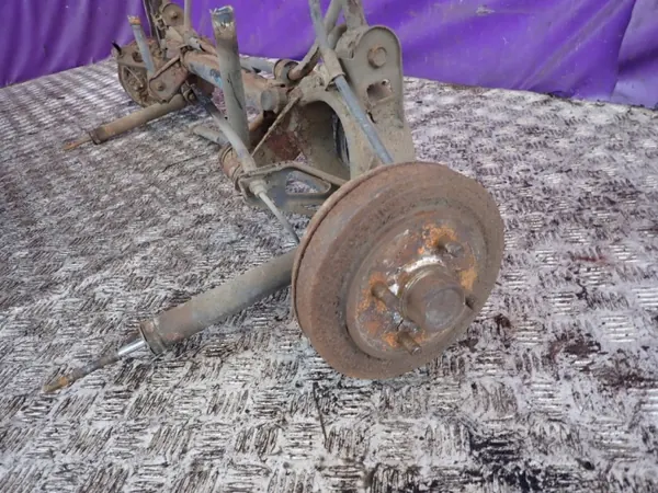 OEM Zawada-322718- Hinterachsbalken für Nissan Micra K11 image 3