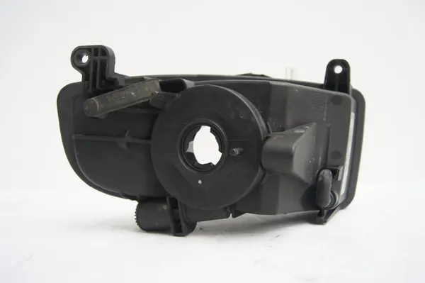 Farol Halógeno Direito com Grelha Audi A4 B8 2.0 TDI OEM image 10