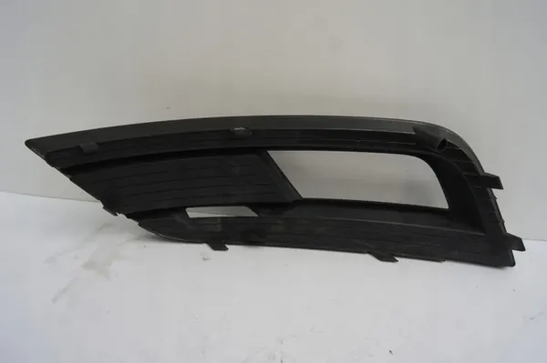 Farol Halógeno Direito com Grelha Audi A4 B8 2.0 TDI OEM image 6