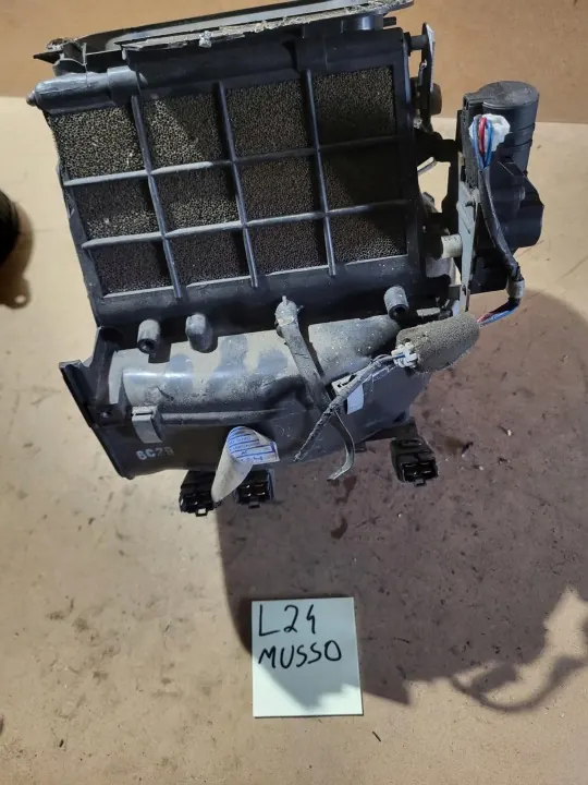 SsangYong Musso Ventilador Aquecimento OEM image 3