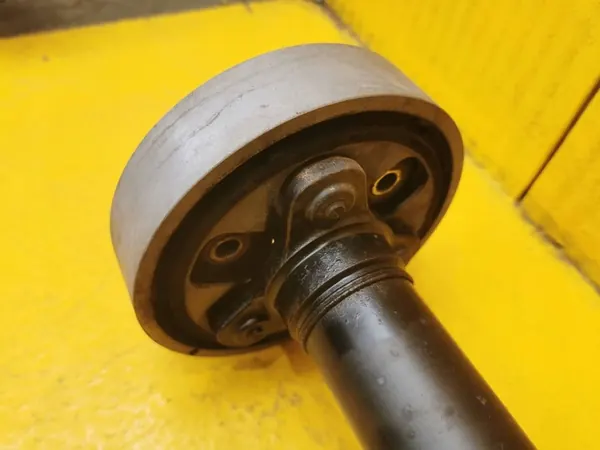 VW T-Roc 1.5 TSI Drivaxel 5Q0521101BH image 3