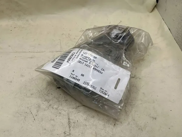 Motorfäste NISSAN X-TRAIL (T32_) 1.6L diesel image 2