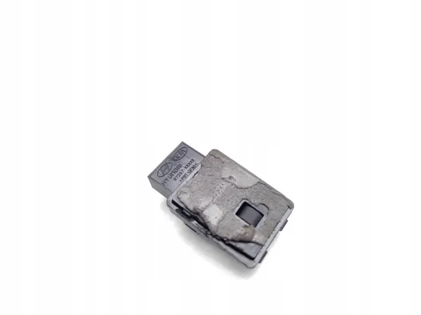 Sensor de sol Hyundai Kona OEM 97257-XXXX (2024) image 5