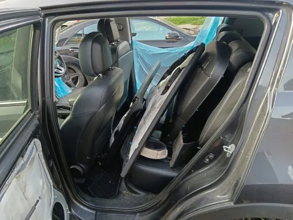 Junta de puerta Kia Sportage III OEM - Delantera/Trasera image 3