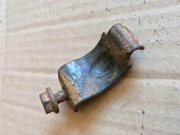 ROC880 Fram stabilisatorfäste för Volkswagen PASSAT B3 image 2