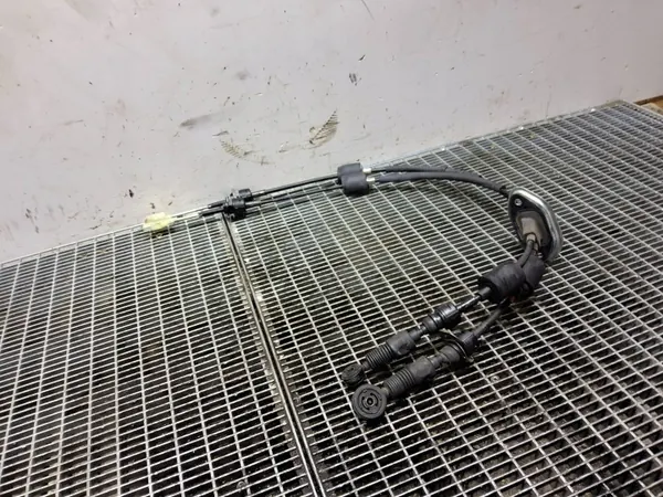 Hyundai i40 Schaltgestänge OEM SKE57188 - Gebraucht image 2