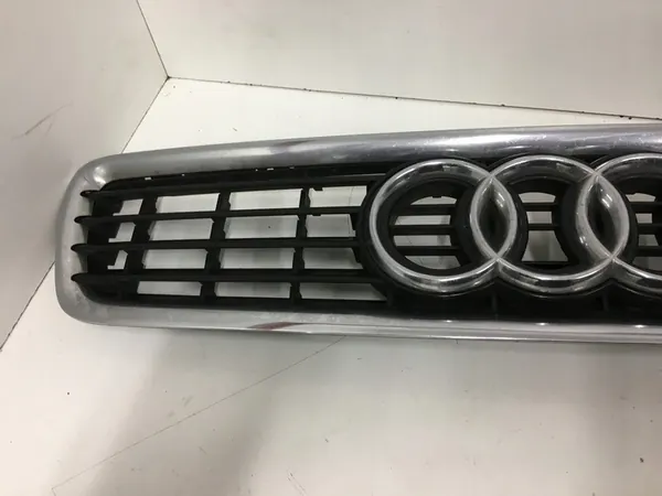 AUDI A4 B5 LIFT Radiator Grill 8D0853651R image 3