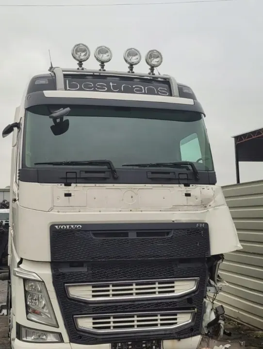Cabine complète Volvo OE pour FH4 Globetrotter XL Euro 6 image 7