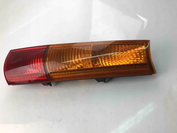 Luz de maletero izquierda Suzuki Ignis II 2005 P3652 image 2