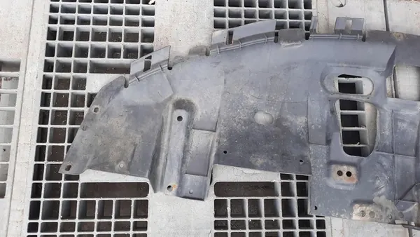 Nedre Stötfångarskydd Volvo S40 V40 image 6