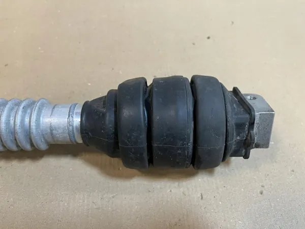 BMW Rattstamaxel OEM 6862088 - Begagnad image 4
