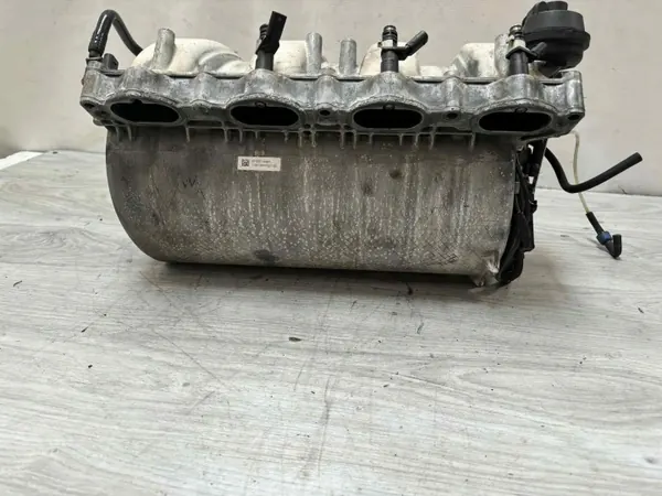 Colector de admisión usado OEM A2731400701 Mercedes-Benz image 3
