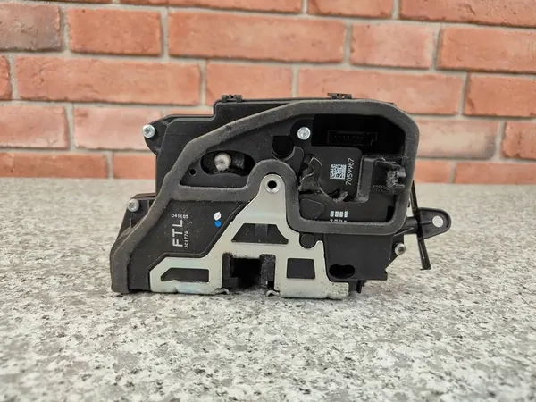 Vordere linke Türschloss BMW E90 E70 E60 E87 7059967 image 3