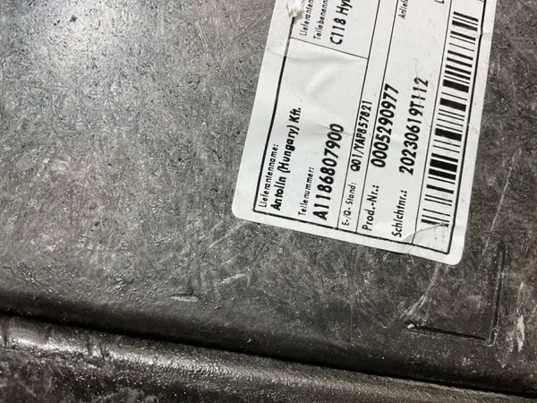 Takakontin matto OEM 20230619T112 Mercedes Sprinterille image 4