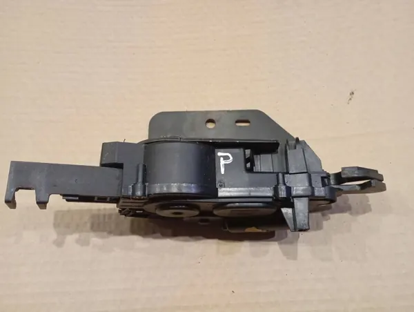 Katon lukko oikea taka OEM 93162676 Opel Tigra B:lle image 2