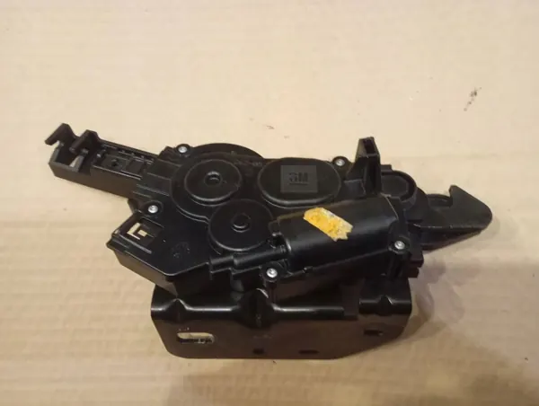Katon lukko oikea taka OEM 93162676 Opel Tigra B:lle image 4