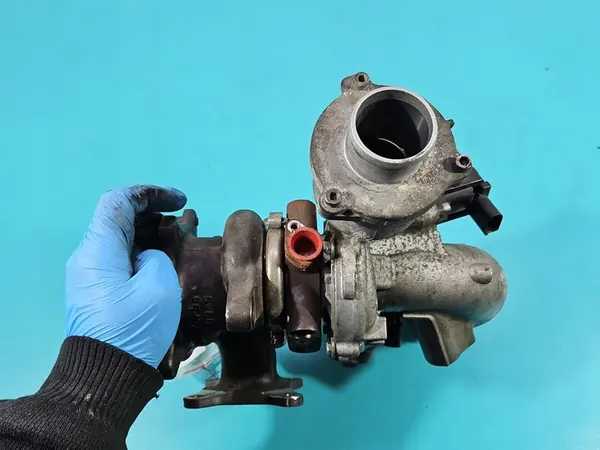 Turbocompresor AUDI A4 B8 1.8 TFSI 170CV OEM 06L145701H image 9