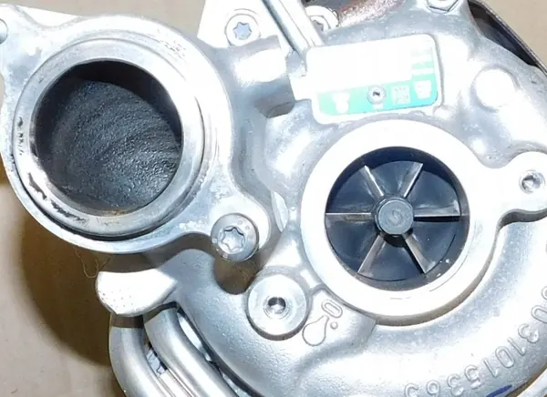 Turbo Audi OEM 04L253056L - Usado, Buen Estado image 3