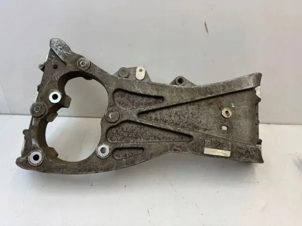 Support de boîte Maserati Levante OEM 670034898 image 2