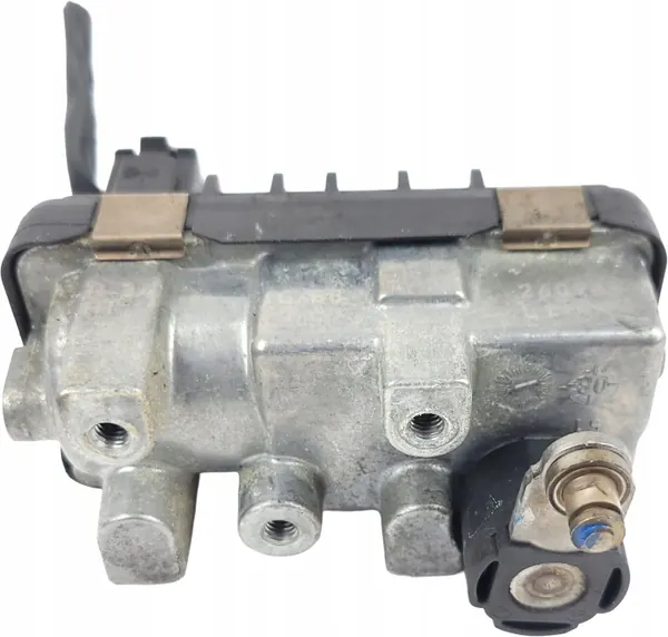 Actuador turbo Mercedes OEM 6NW009228 para W204 3.0 CDI image 4