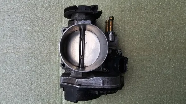 GOLF IV BORA LEON 2.3 Corpo de Borboleta 021133066 image 5