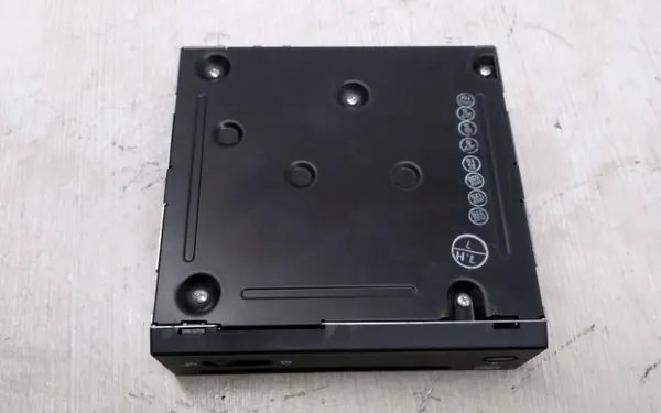 Volvo S80 2006 CD/DVD-wisselaar OEM 30775669AA image 3