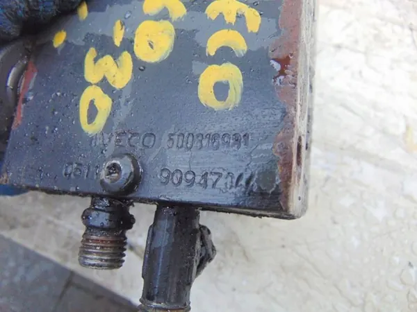 Pompe d'inclinaison cabine Iveco OE 500316981 image 7