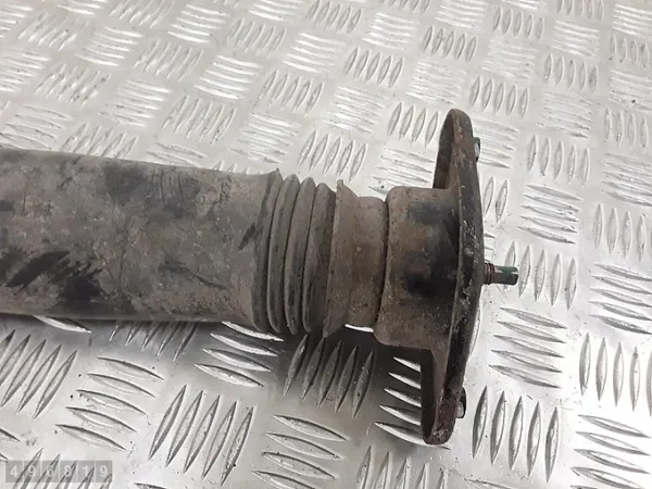Hyundai I-40 Stoßdämpfer OEM 553113Z110 image 4